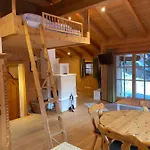 Lodge Mountainranger - - In & Out