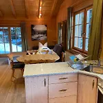 山林小屋 Mountainranger - - In & Out *