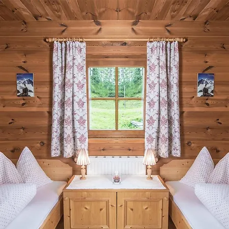 Mountainranger - - In & Out Lodge